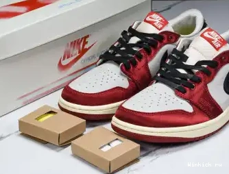 OG Home Room Trophy Retro 1 Jordan Low 0526